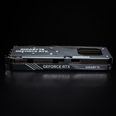 Gigabyte GeForce RTX 4060 GAMING OC Видеокарта GV-N4060GAMING OC-8GD 3